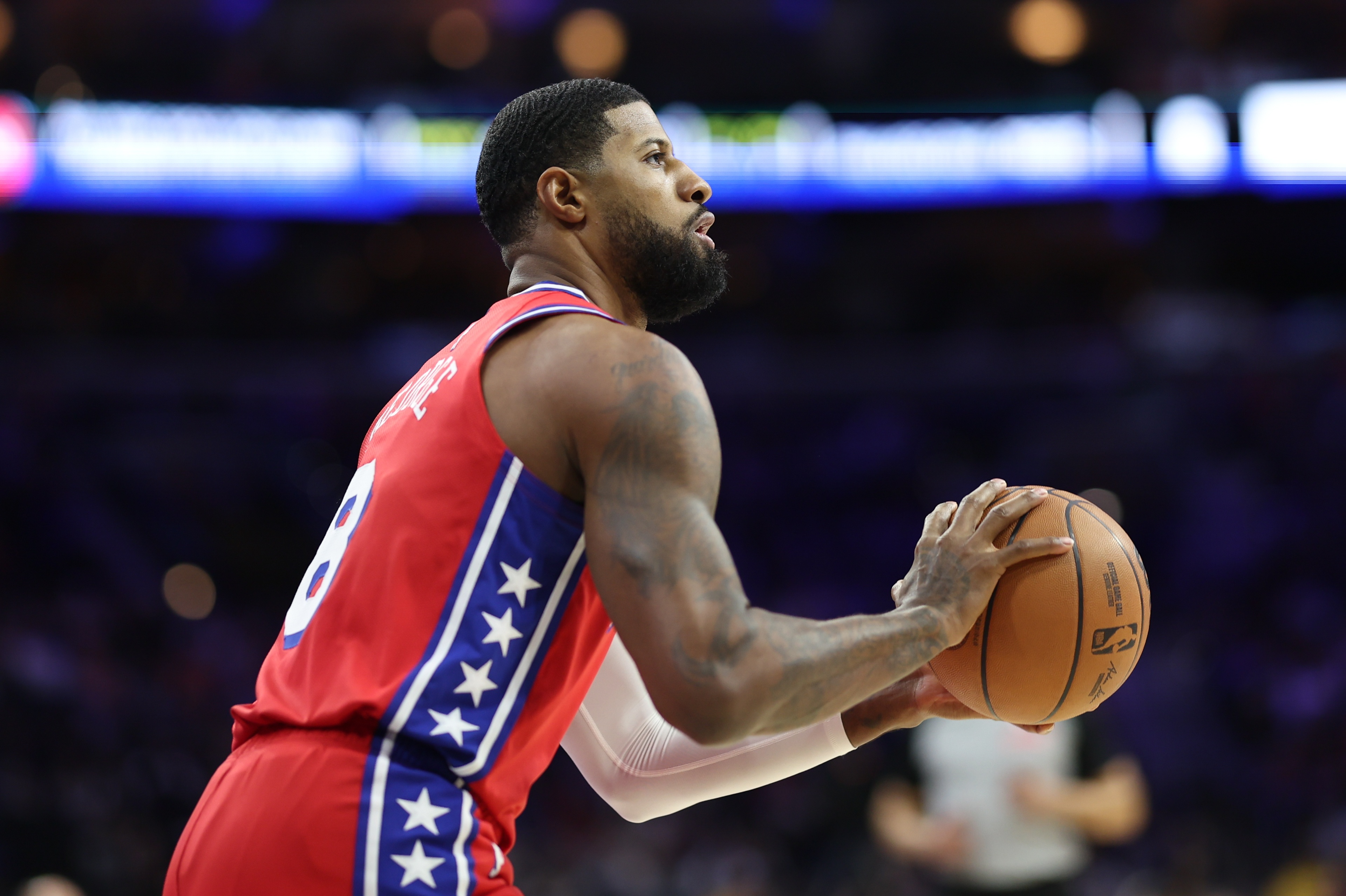 开云体育下载-乔治第30次单场同时4+三分4+抢断 历史第三多 仅次于哈登和库里